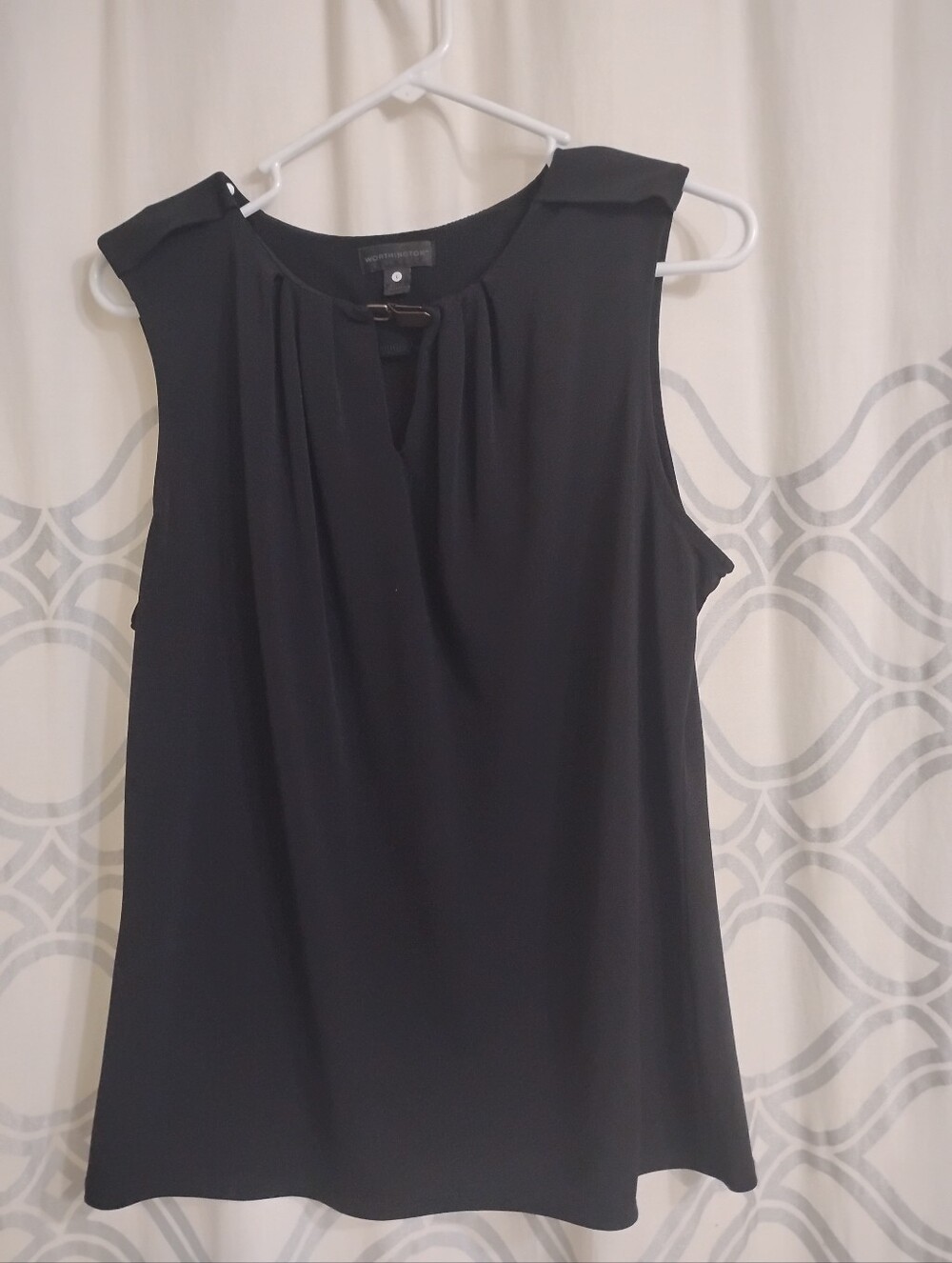 Worthington Black Sleeveless Pleated Neck Camisole